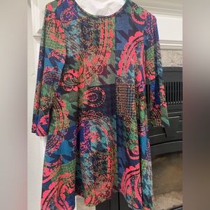 Super cute tunic😍